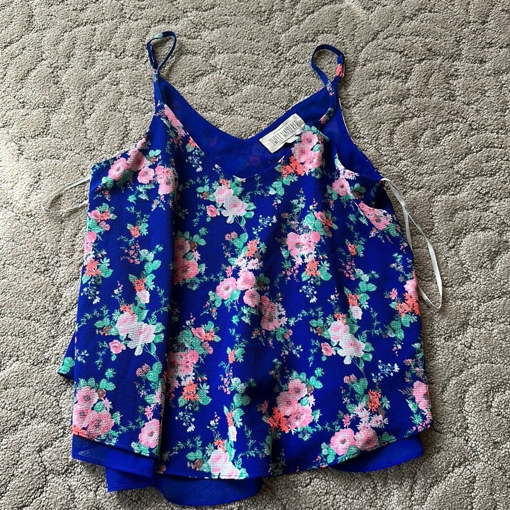 Women’s tank top blue and floral size small